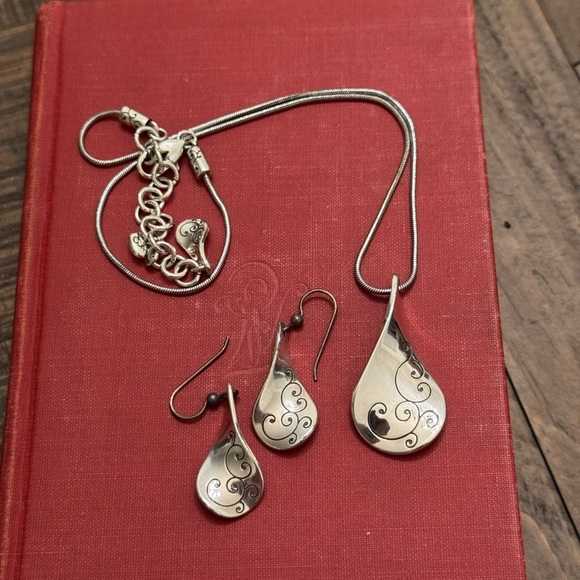 Gently Used Brighton Twirl French Earrings and Necklace - Picture 1 of 8